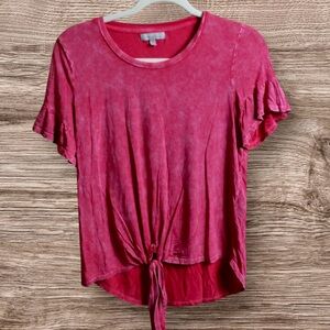 Wonderly red mineral washed front knot top. Small.